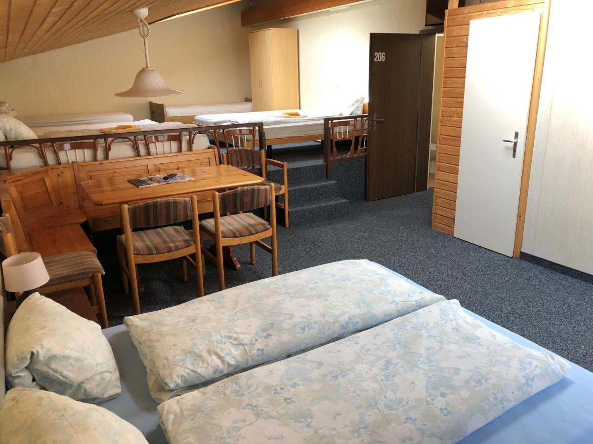 Hotel Baren Ringgenberg Bagian luar foto